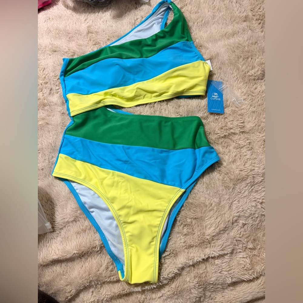 Cupshe Colorblock Bandeau Bikini Set in Green, Blue & Yellow